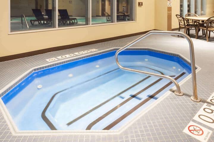 Pool 61 of 84