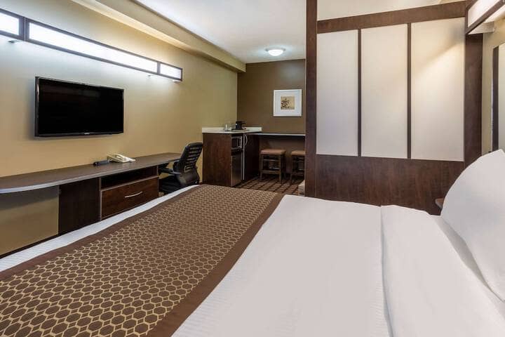 Room 29 of 84